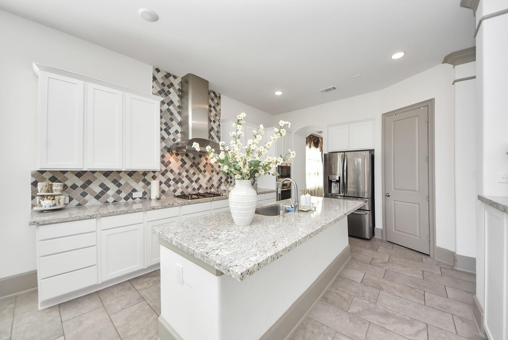 1911 Sapphire Pines Lane - Photo 15