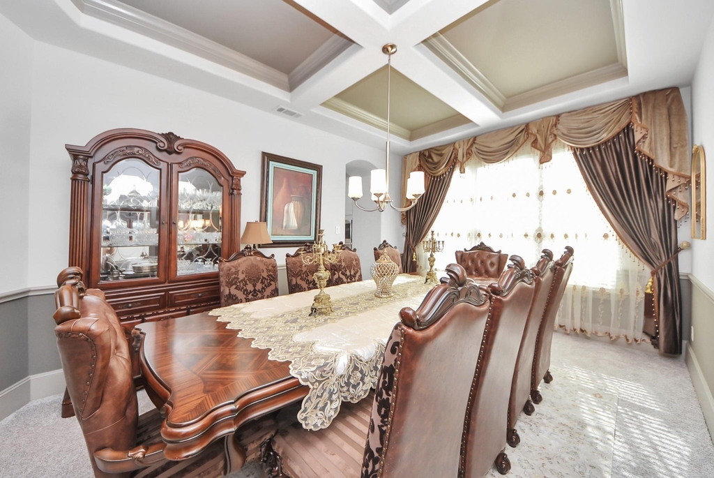 1911 Sapphire Pines Lane - Photo 10