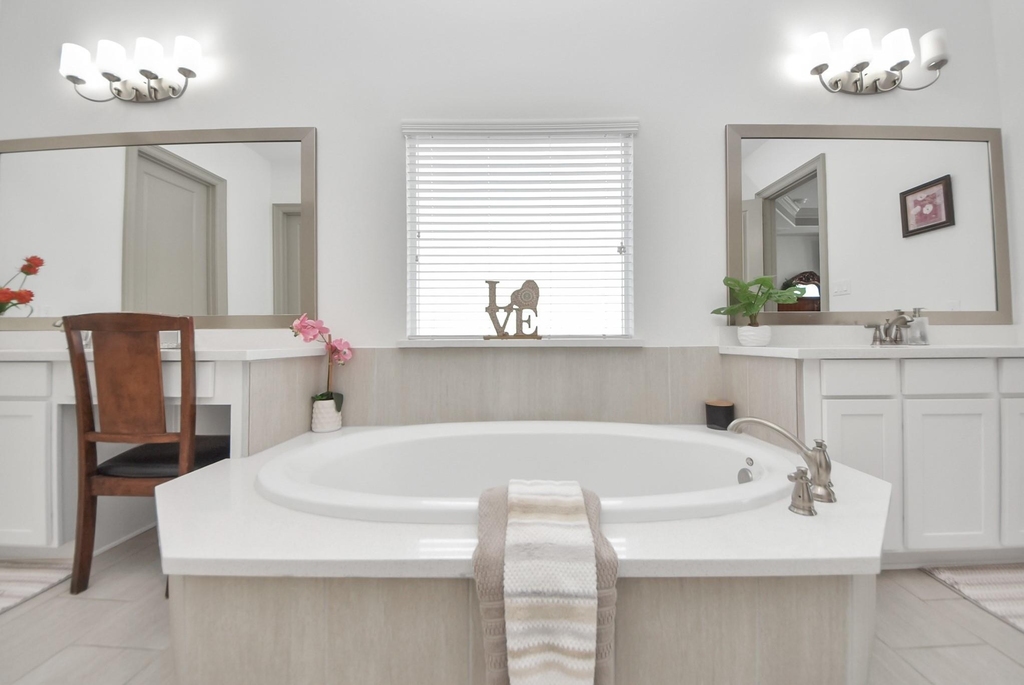 1911 Sapphire Pines Lane - Photo 22