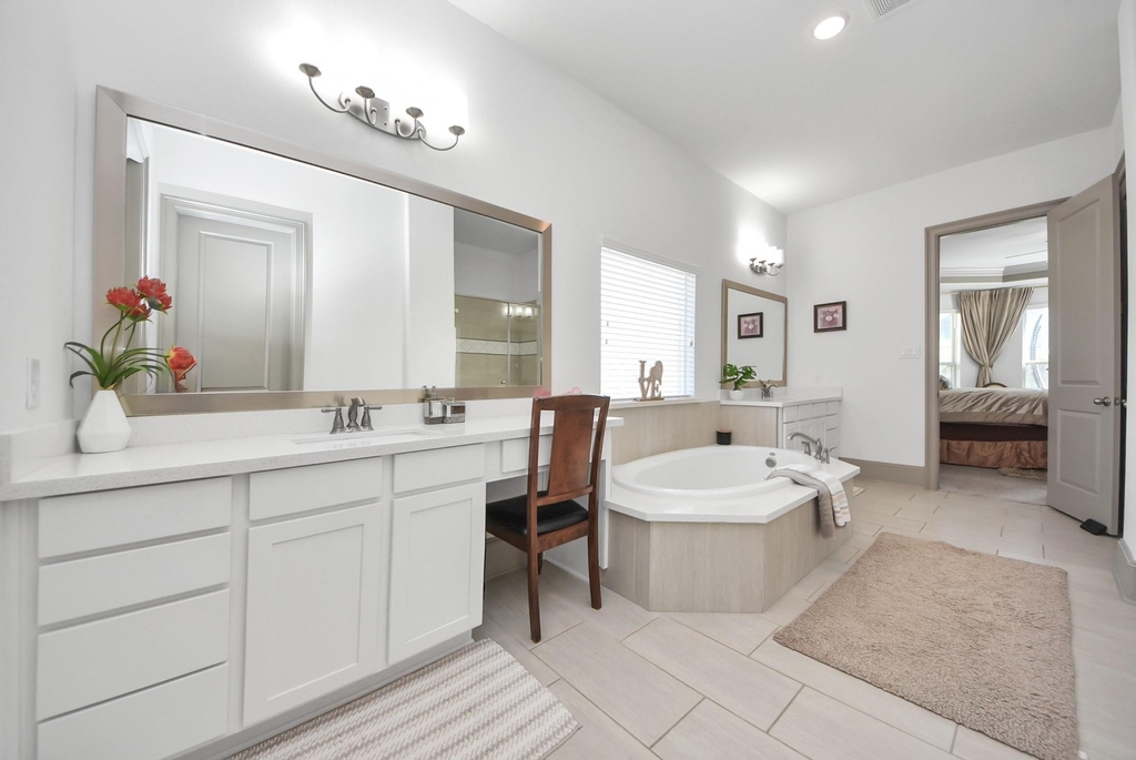 1911 Sapphire Pines Lane - Photo 24