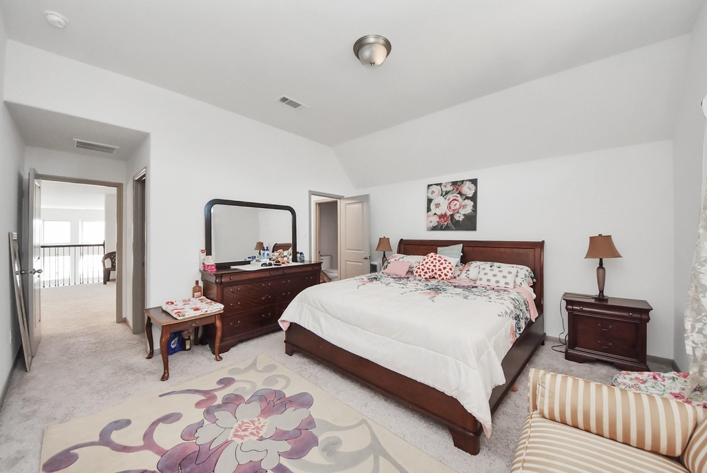 1911 Sapphire Pines Lane - Photo 36