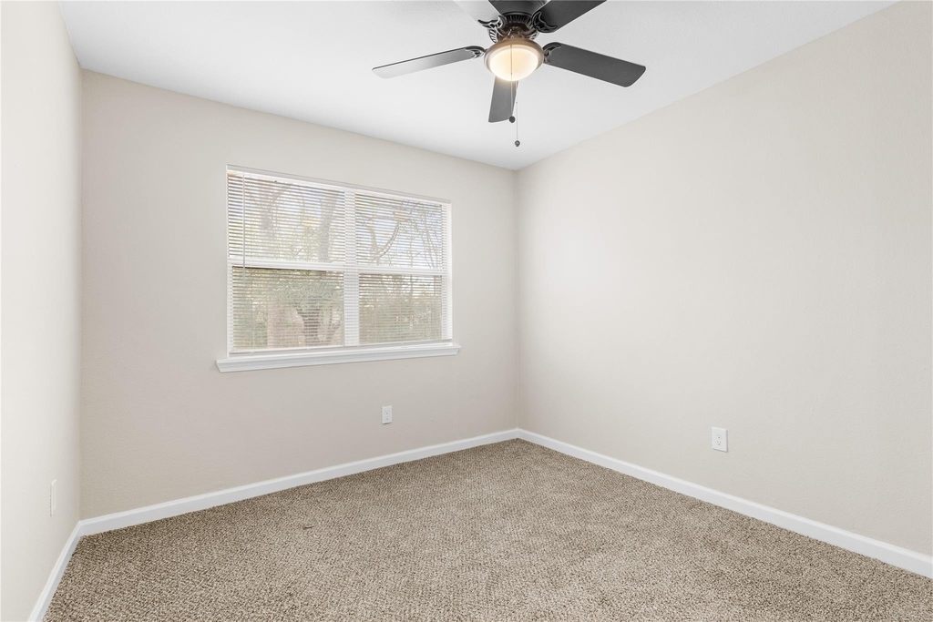 804 Avenue I - Photo 21