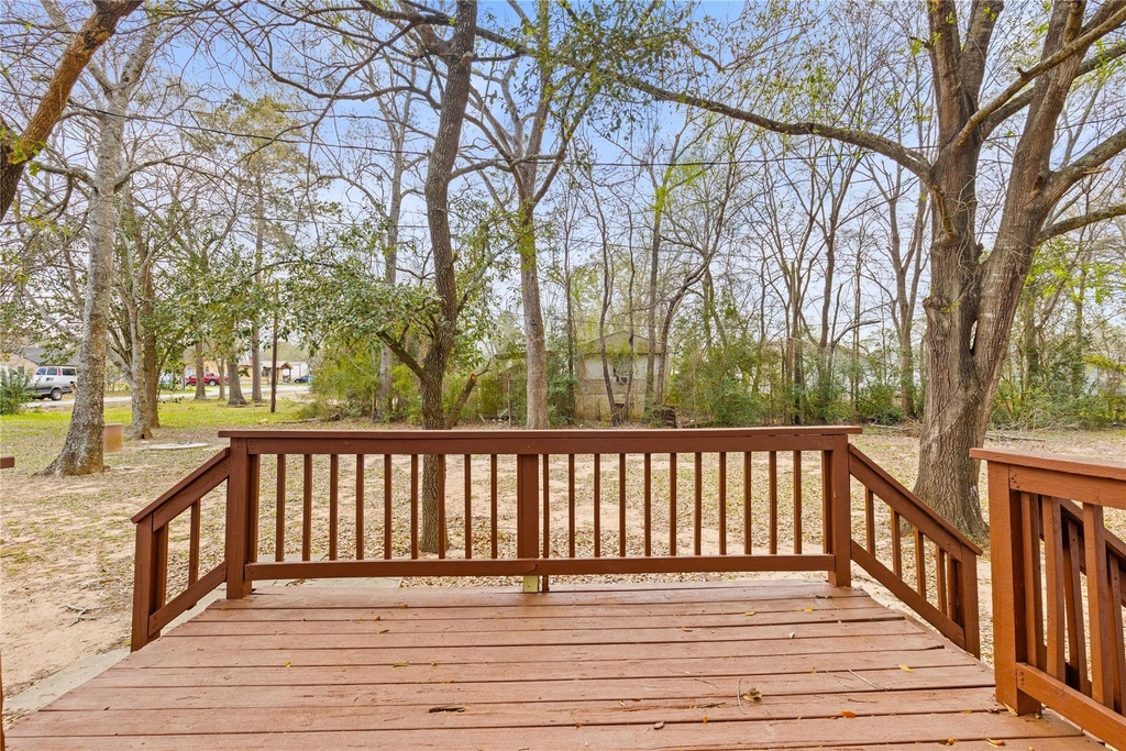 804 Avenue I - Photo 2