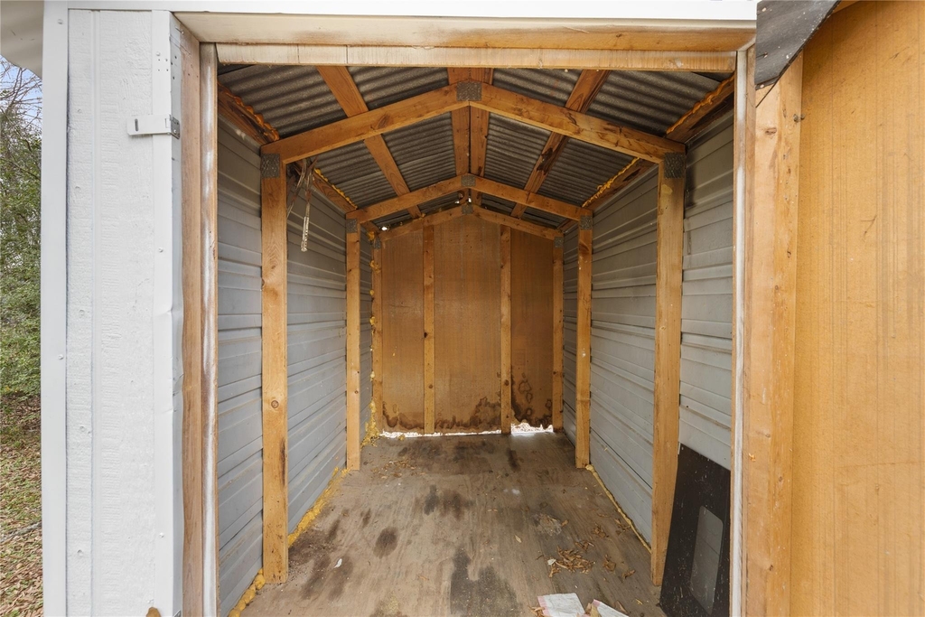 804 Avenue I - Photo 28