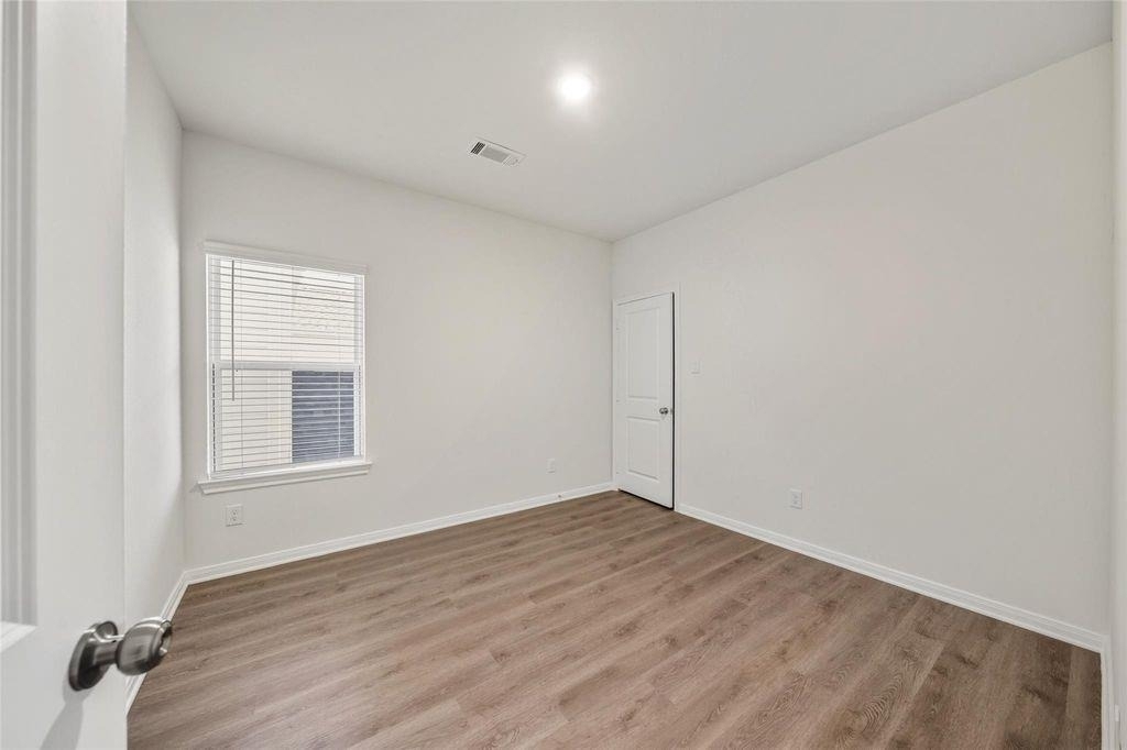 706 W Dallas - Photo 28
