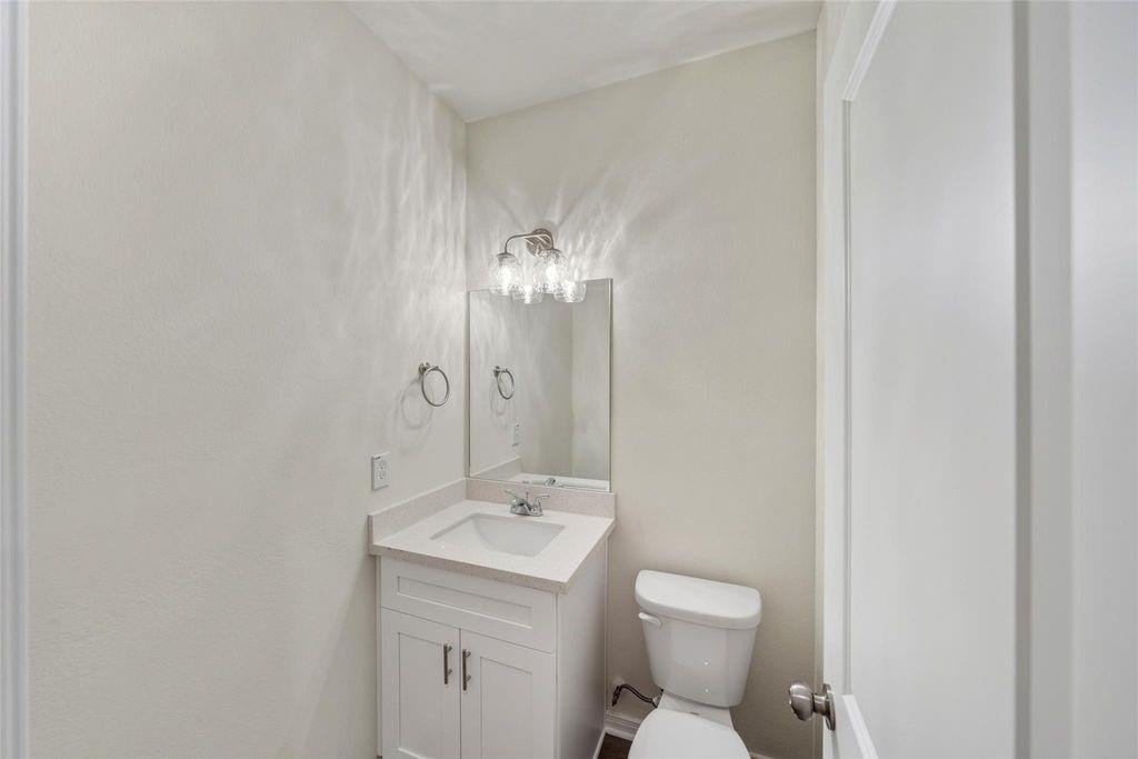 706 W Dallas - Photo 22