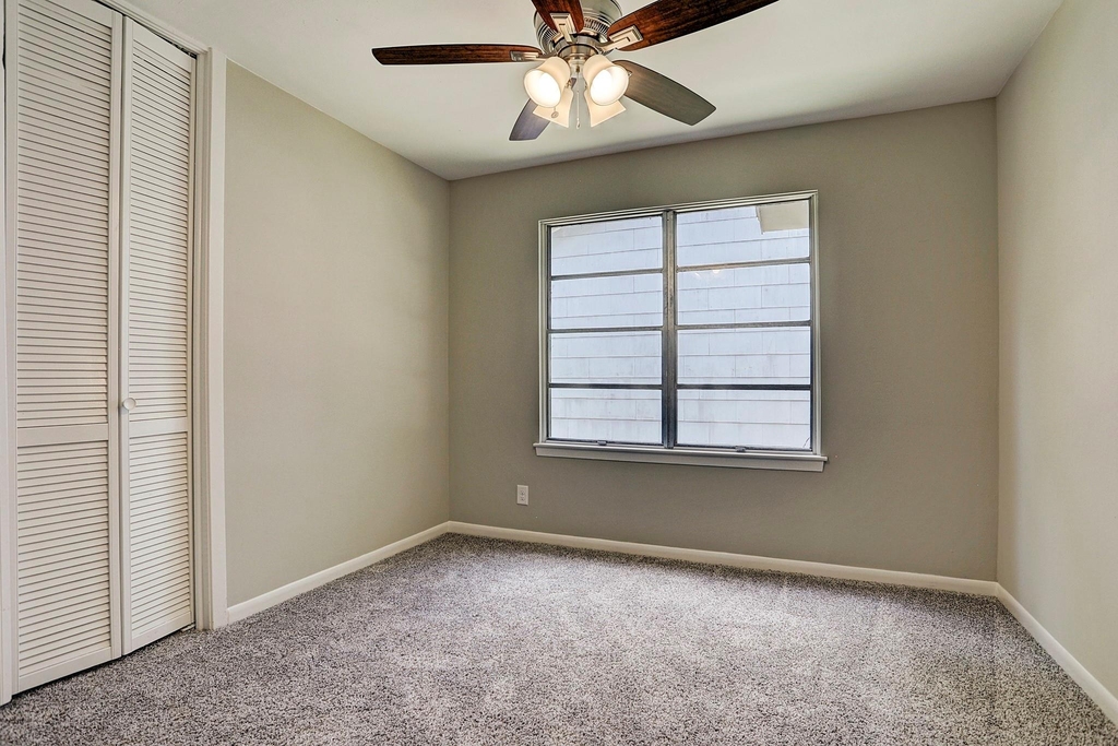 1803 Jones Street - Photo 6