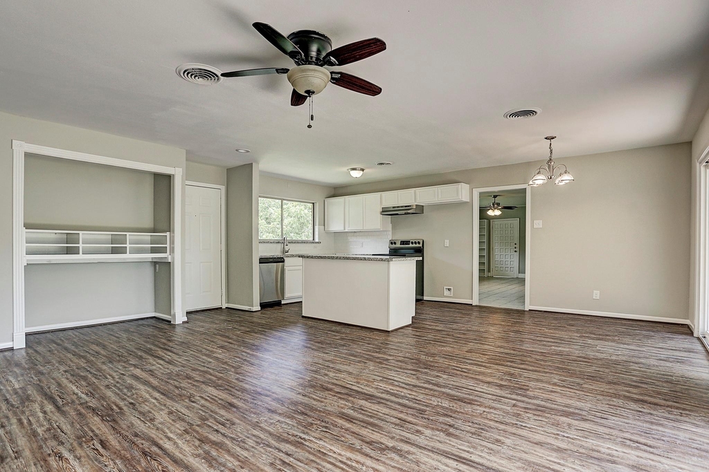 1803 Jones Street - Photo 3