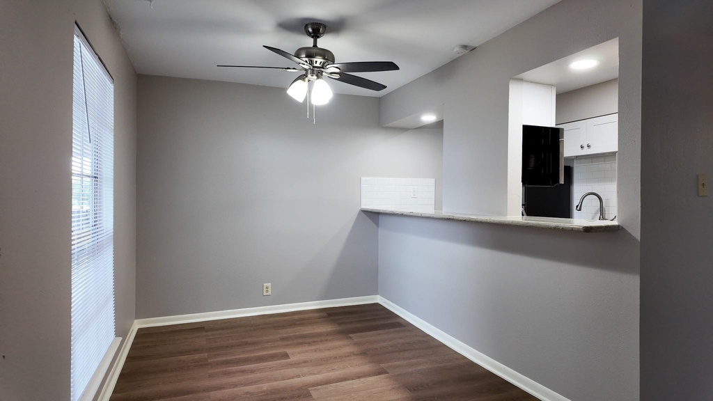2102 5th Avenue N - Photo 2