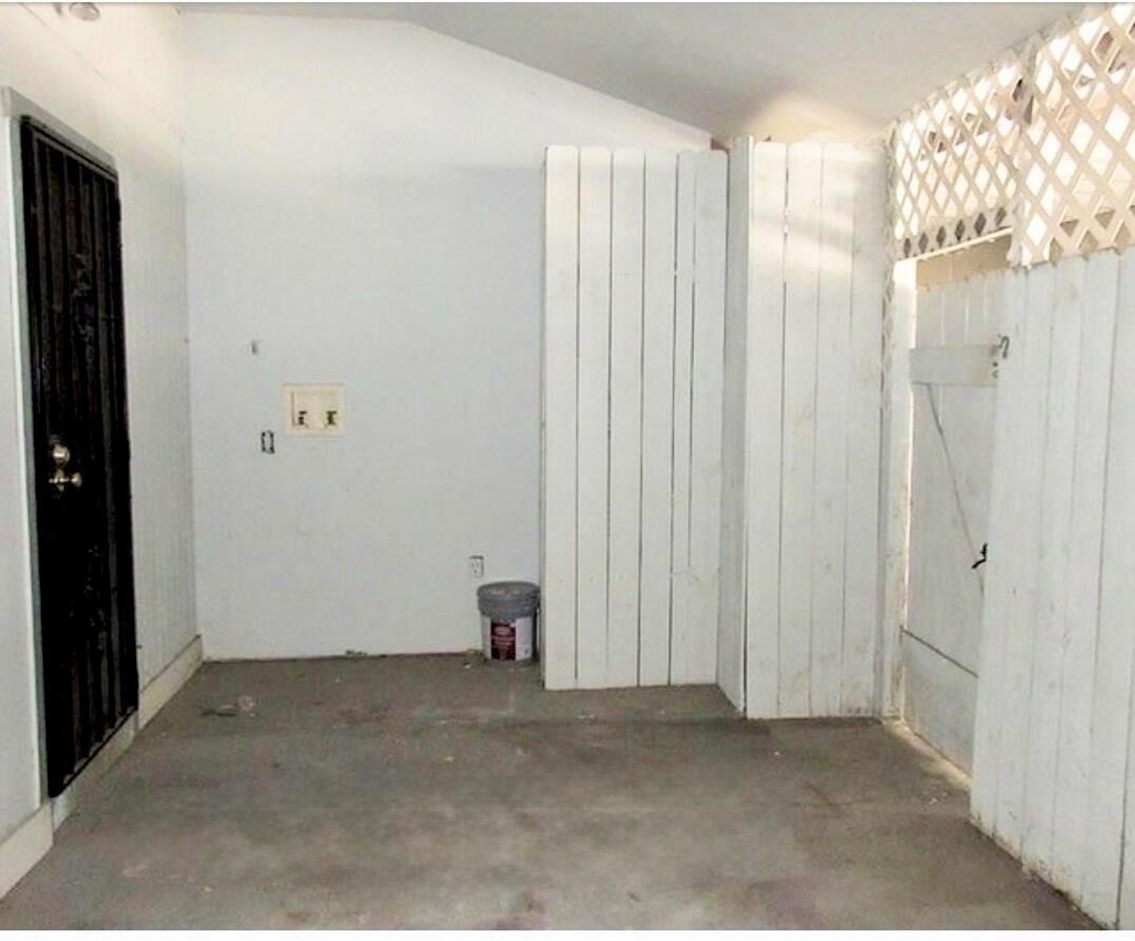 11203 Shannon Hills Drive - Photo 12