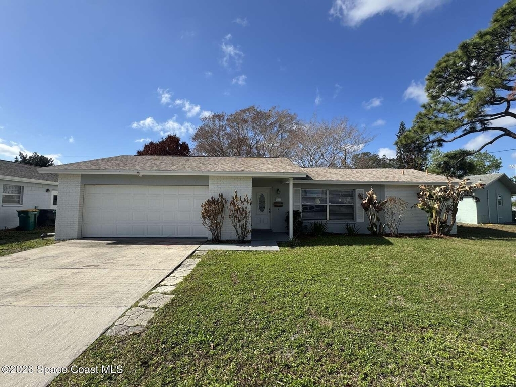 1583 White Cap Way - Photo 1