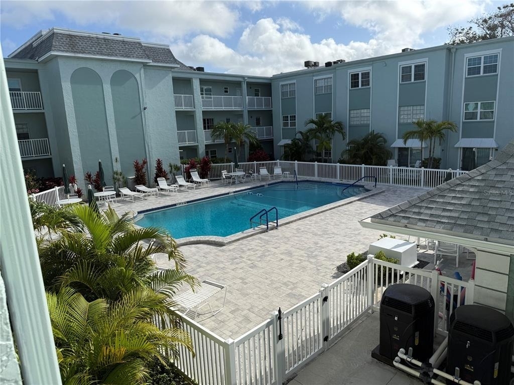1706 Belleair Forest Drive - Photo 1