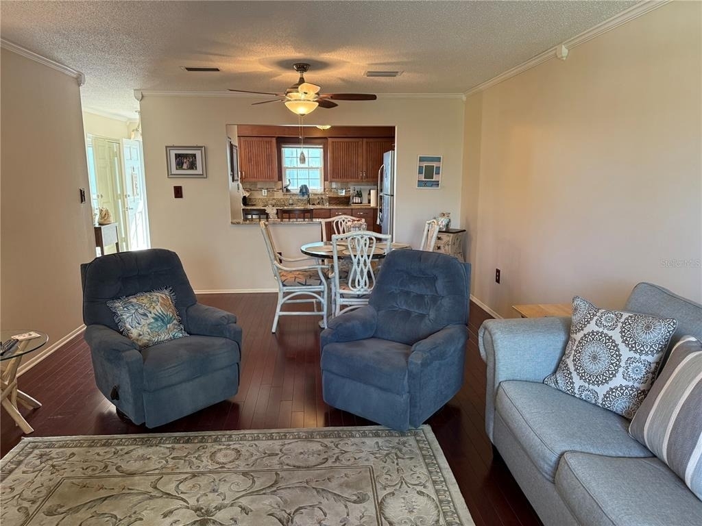 1706 Belleair Forest Drive - Photo 4