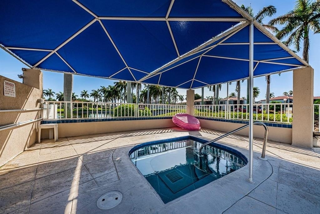 5900 Bahia Del Mar Circle - Photo 16