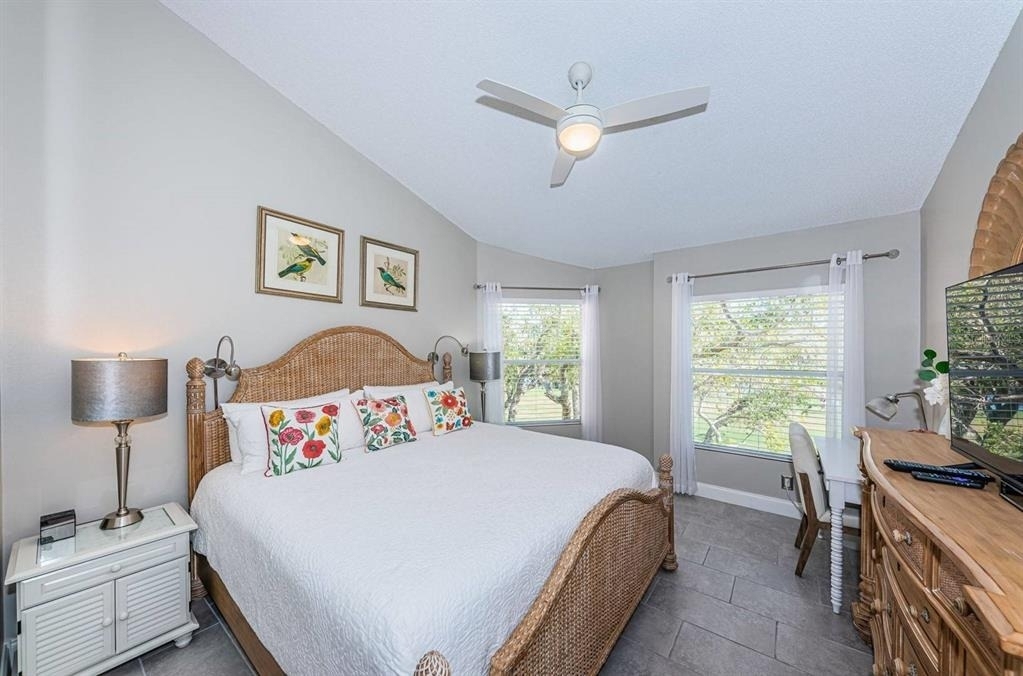 6000 Bahia Del Mar Circle - Photo 9