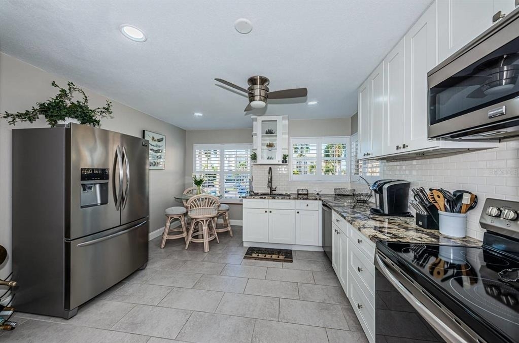 6000 Bahia Del Mar Circle - Photo 4