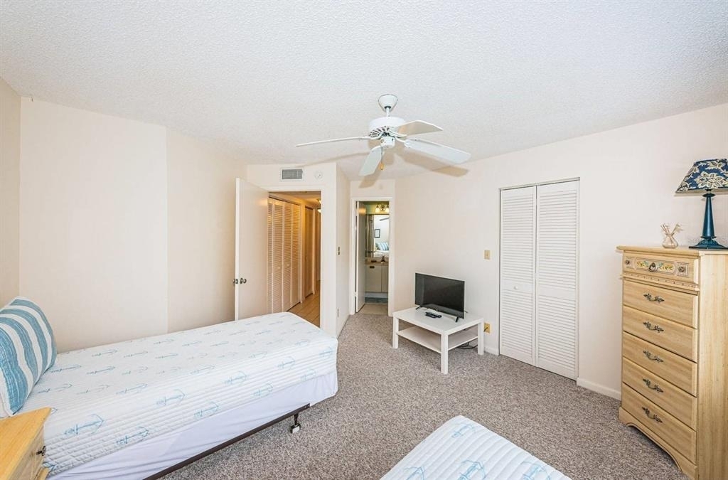 6050 Bahia Del Mar Circle - Photo 16