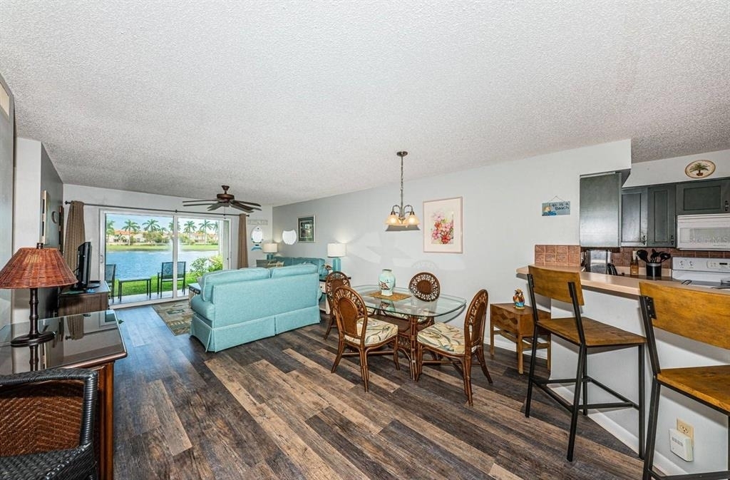 6100 Bahia Del Mar Circle - Photo 3