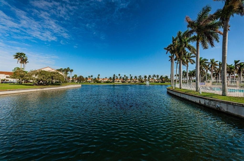 6100 Bahia Del Mar Circle - Photo 18