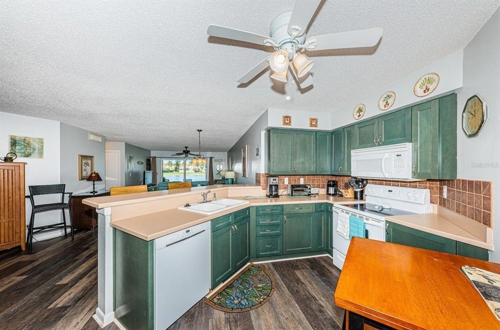 6100 Bahia Del Mar Circle - Photo 6