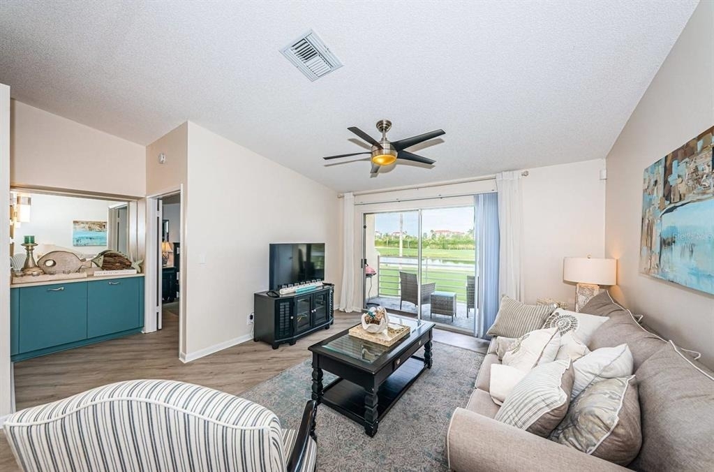 6141 Bahia Del Mar Boulevard - Photo 9