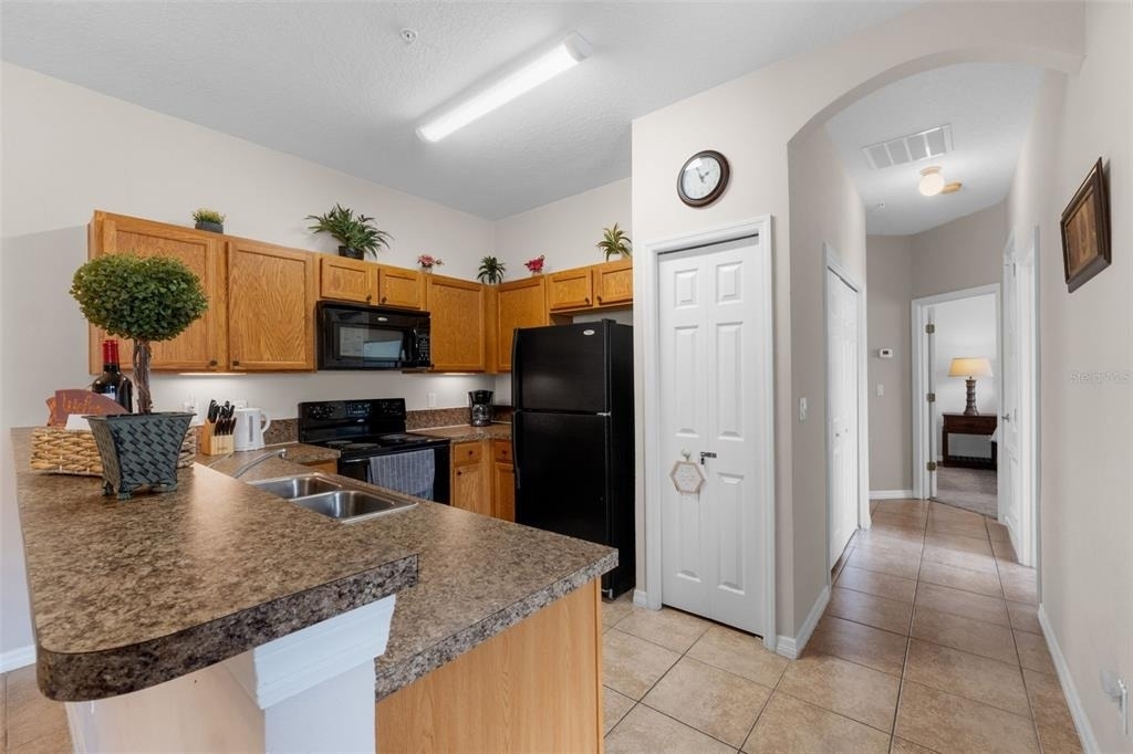 2835 Oakwater Drive - Photo 6