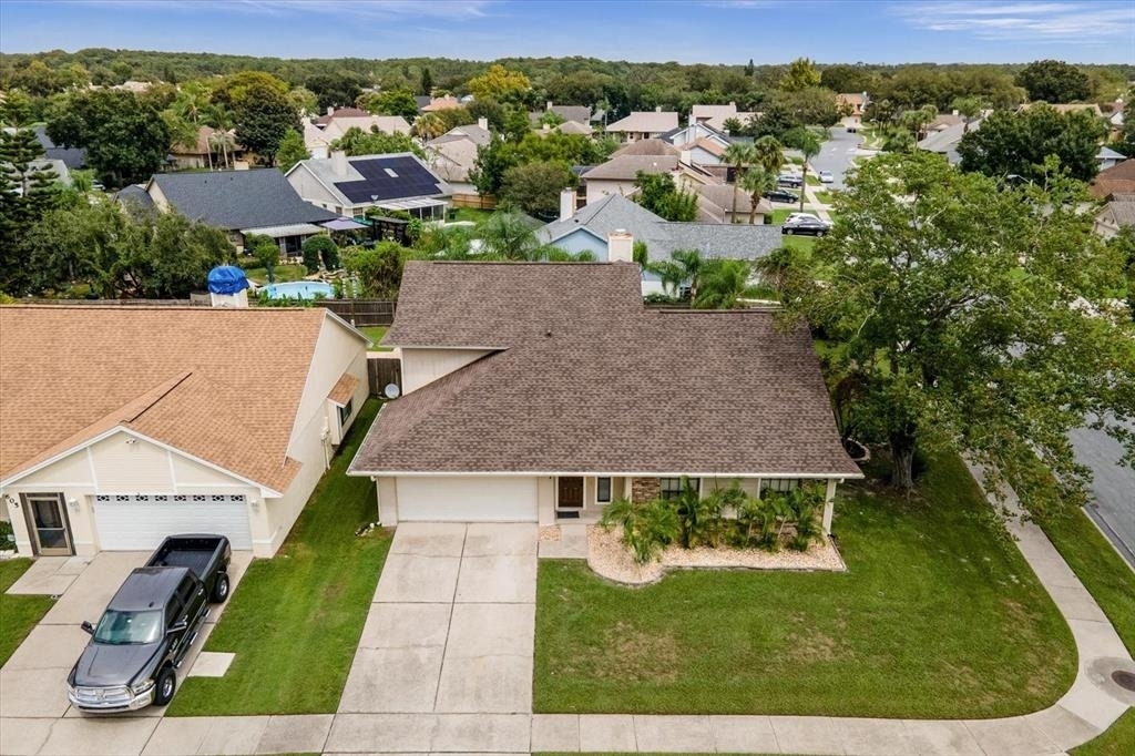 601 Tomlinson Terrace - Photo 1