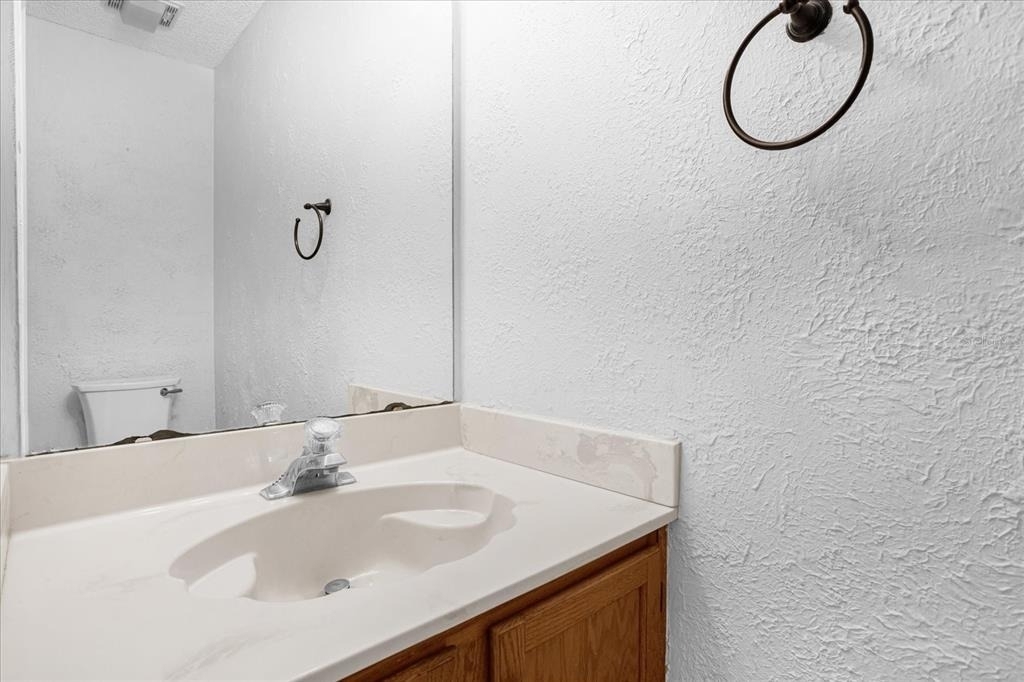 601 Tomlinson Terrace - Photo 24