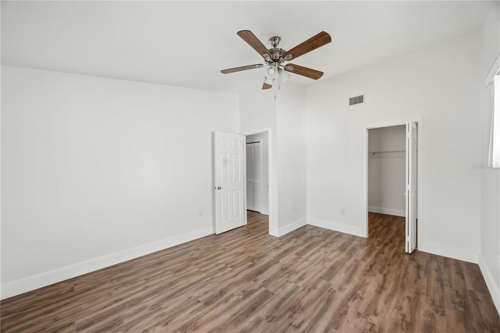 3300 Loveland Boulevard - Photo 22