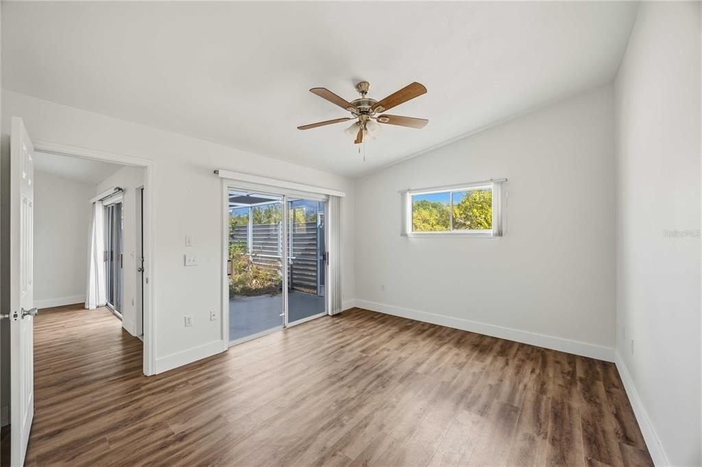 3300 Loveland Boulevard - Photo 15