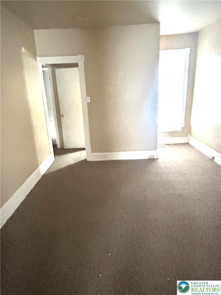 823 W Washington Street - Photo 4