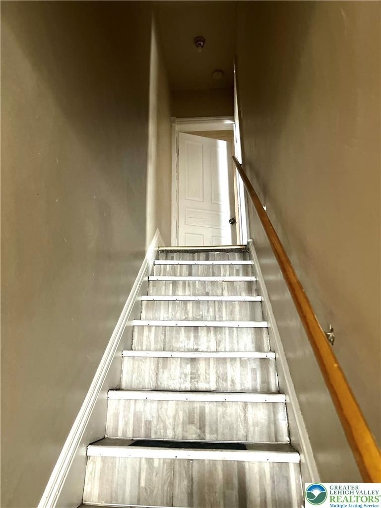 823 W Washington Street - Photo 6