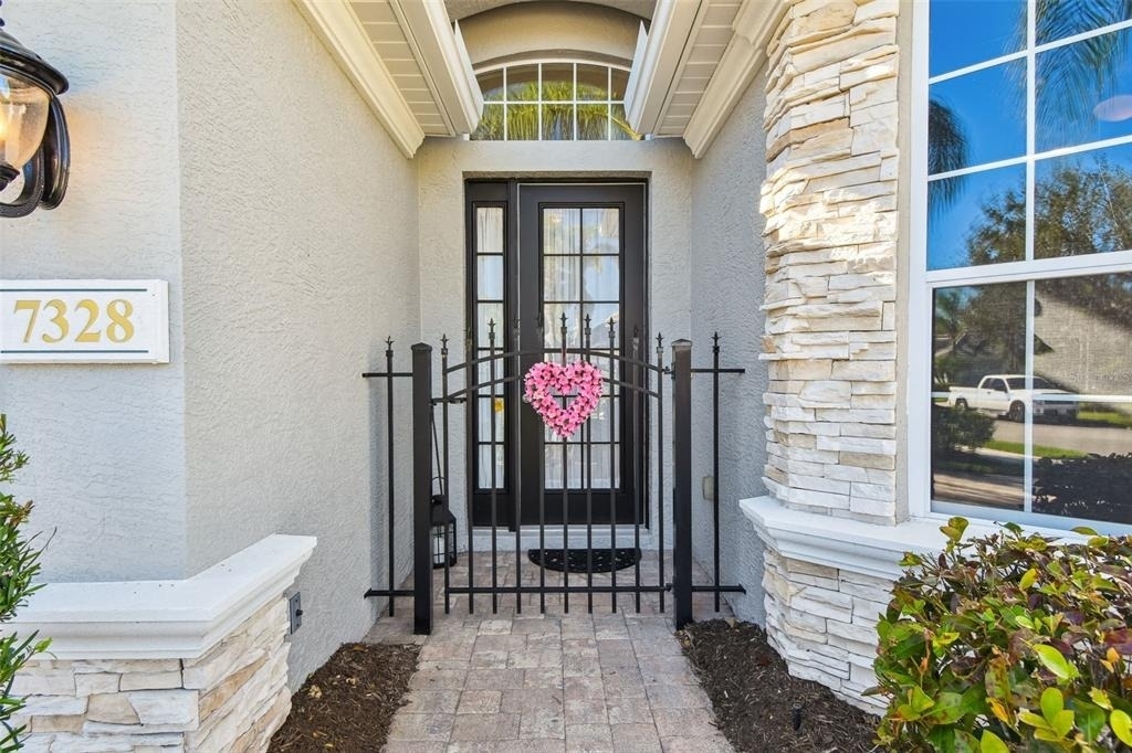 7328 Lake Forest Glen - Photo 2