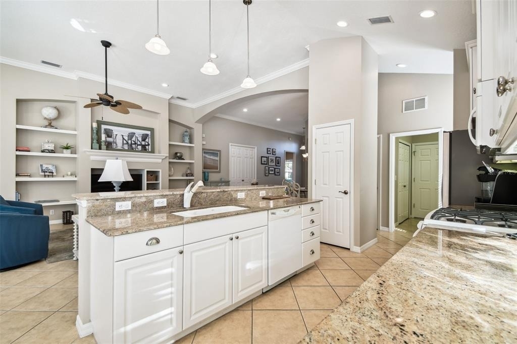 7328 Lake Forest Glen - Photo 13
