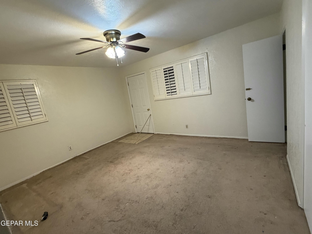8208 Dempsey Avenue - Photo 7