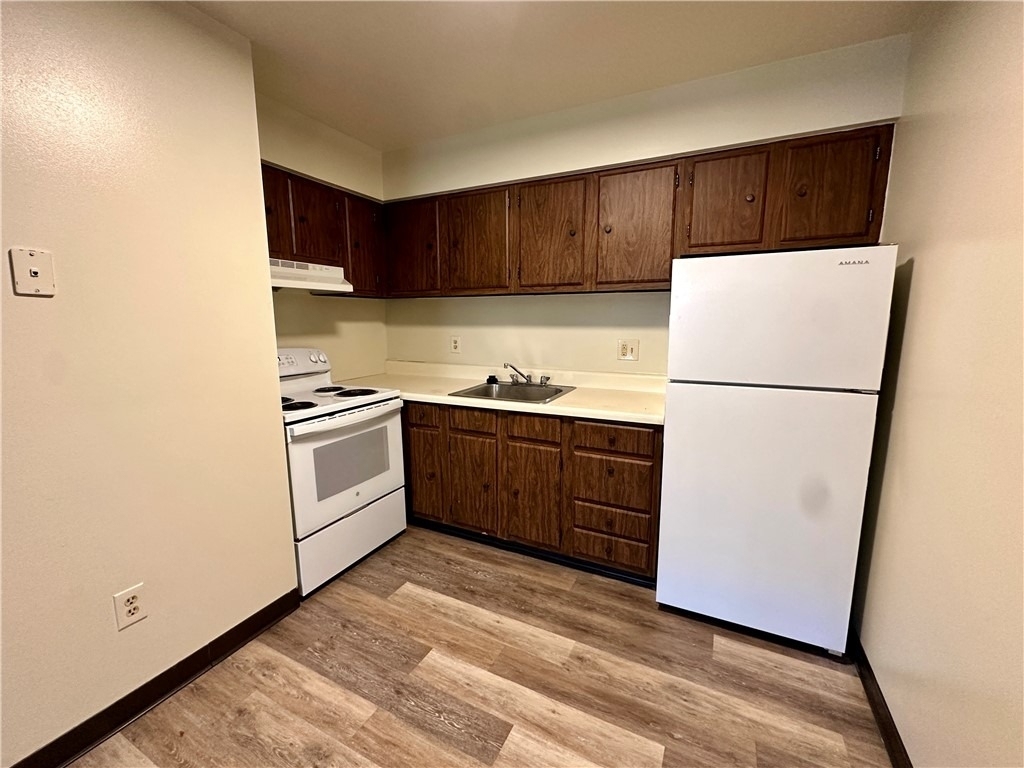 210 Electric Ave - Photo 6