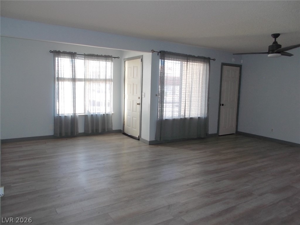 687 Marina Drive - Photo 3
