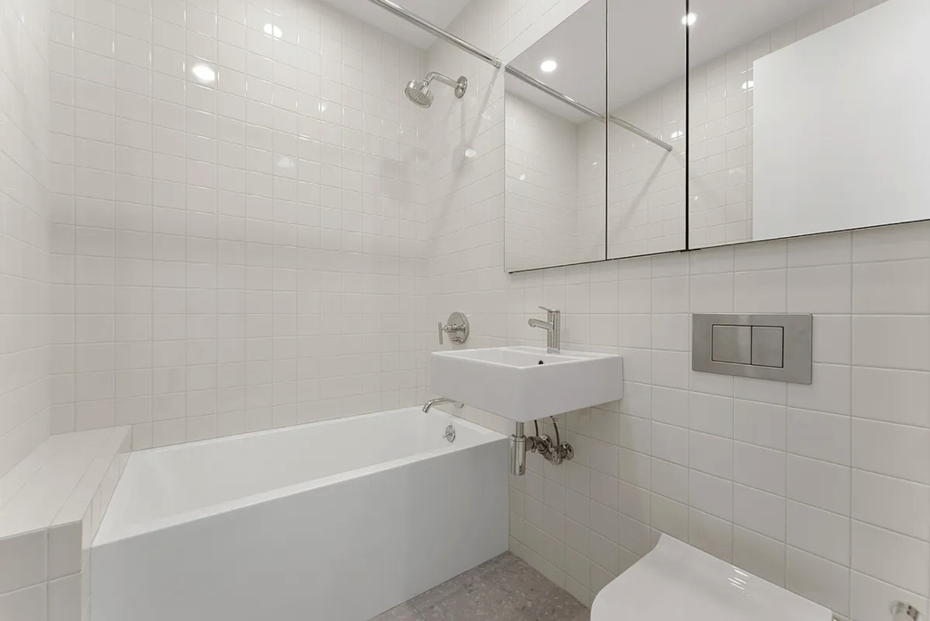 360 Degraw Street - Photo 14