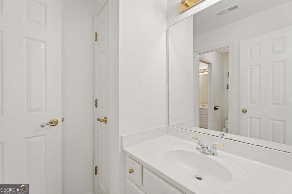 3535 Greenshire Court - Photo 20