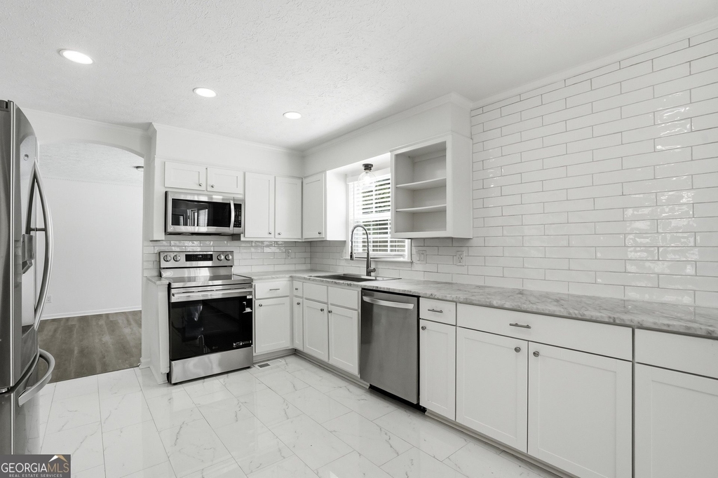 313 Summit Ridge Drive - Photo 8