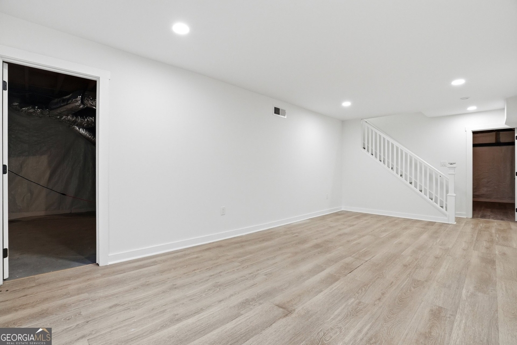 313 Summit Ridge Drive - Photo 17