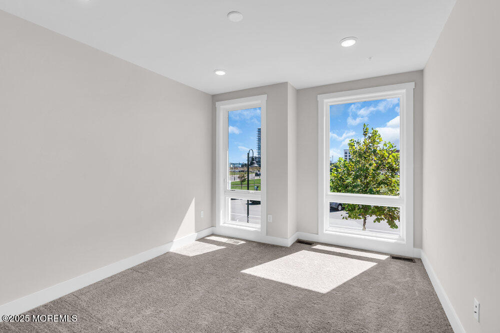 201 Sunset Avenue - Photo 13