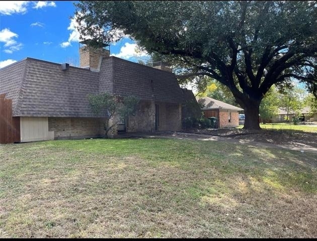 2214 Vanderbilt Court - Photo 1