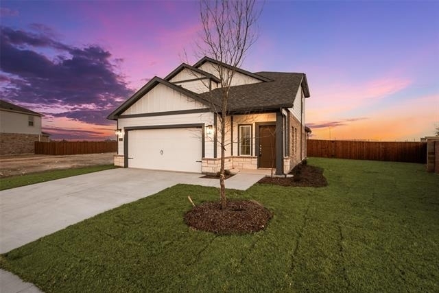 1516 Twin Forks Drive - Photo 1
