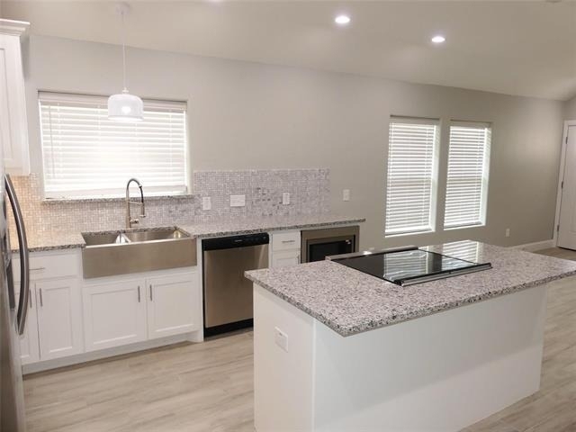 608 E College Street - Photo 6