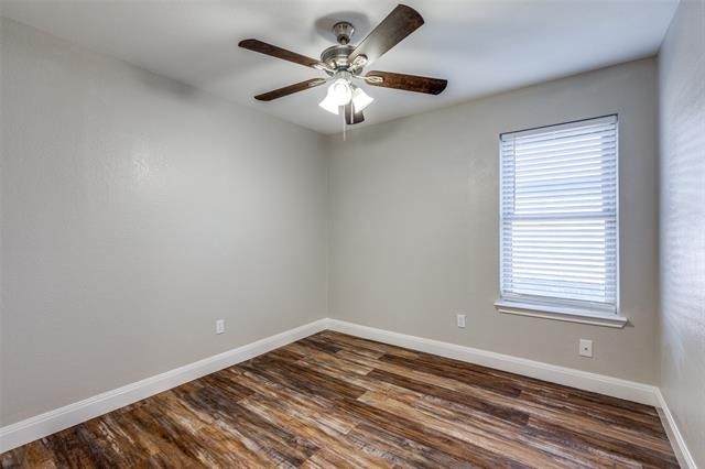 3814 Drakestone Avenue - Photo 5