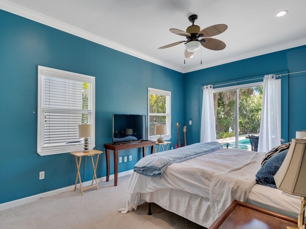527 E Causeway Boulevard - Photo 15