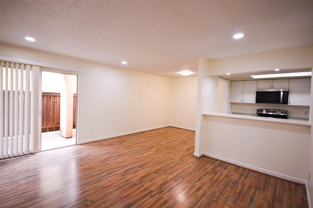 12816 Midway Road - Photo 3