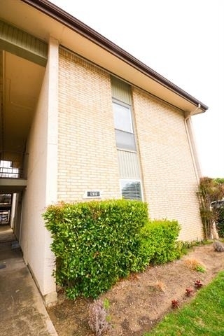 12816 Midway Road - Photo 15