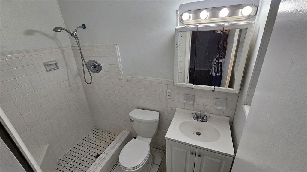 2771 Sw 3rd Street - Photo 7